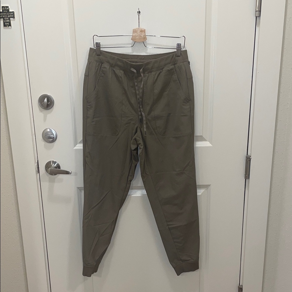 Men's Khaki Jogger Pants